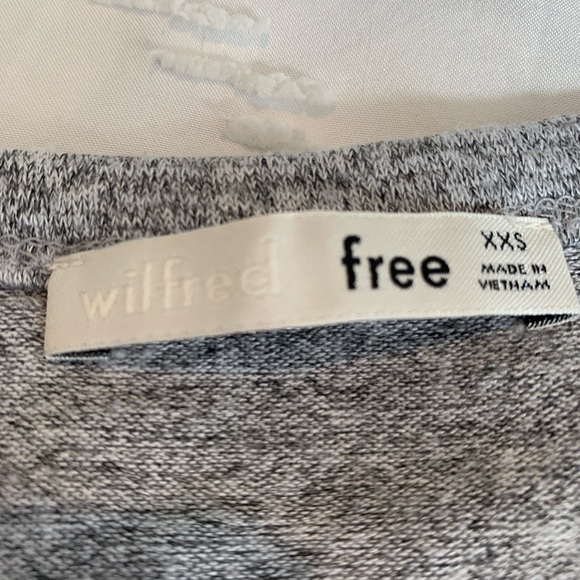 Aritzia Wilfred grey tank - Picture 2 of 4